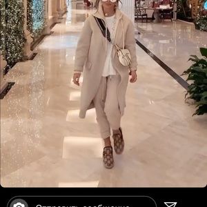 Meet your Posher, Alena